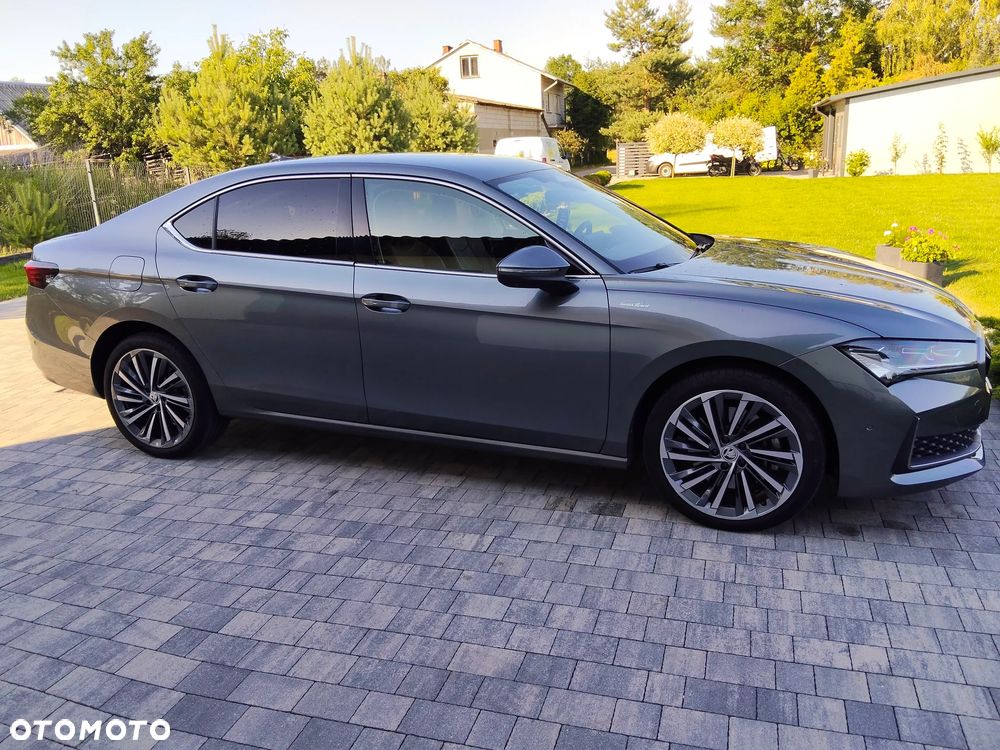 Skoda Superb 2.0 TSI 4x4 L&K DSG - 9