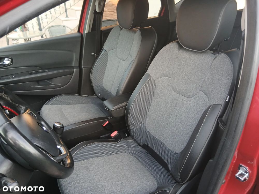 Renault Captur - 14