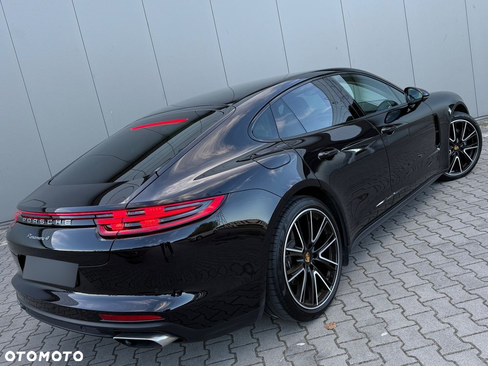 Porsche Panamera 4 Executive - 40