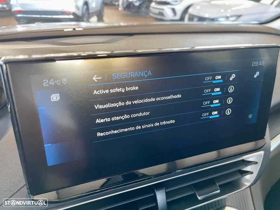 Peugeot 3008 1.2 PureTech Active Pack - 22