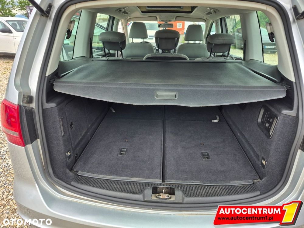 Volkswagen Sharan - 16