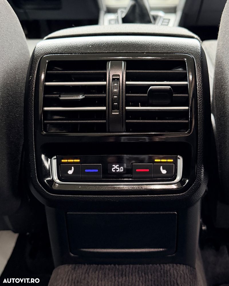 Volkswagen Passat Variant 2.0 TDI (BlueMotion Technology) Trendline - 20