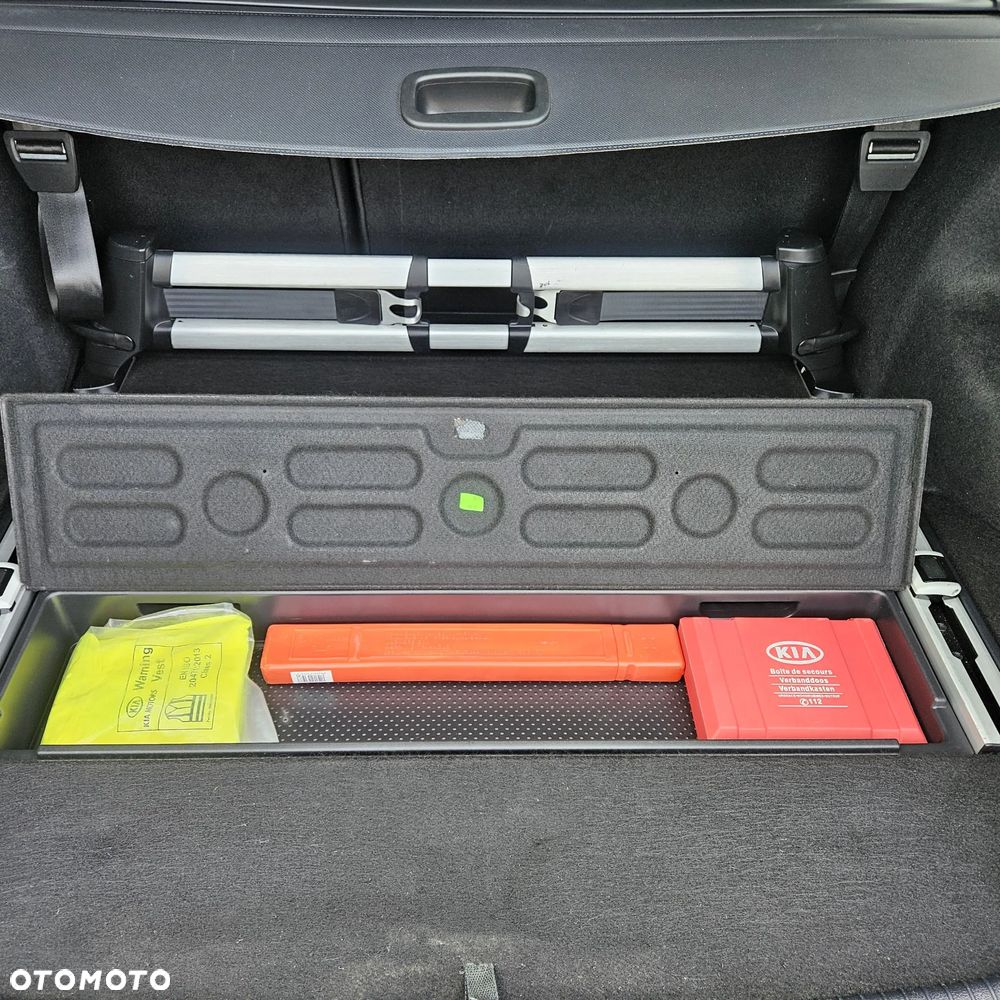 Kia Ceed 1.4 CVVT ISG Spirit - 15