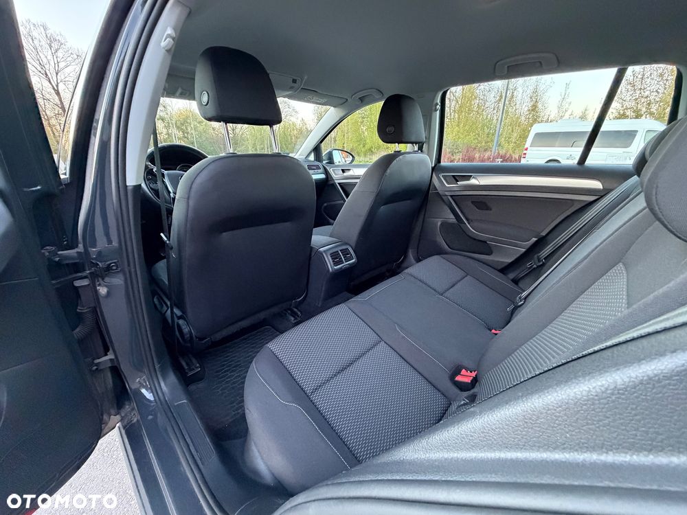 Volkswagen Golf 1.0 TSI Trendline - 23