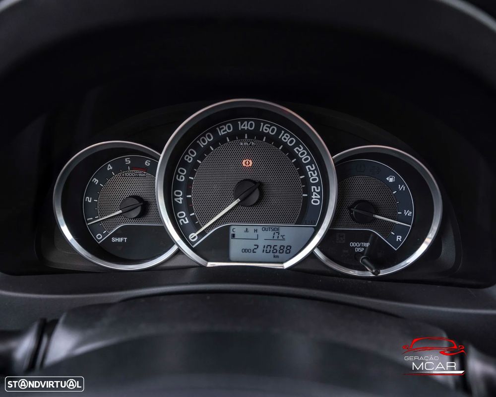 Toyota Auris 2015 photo 3