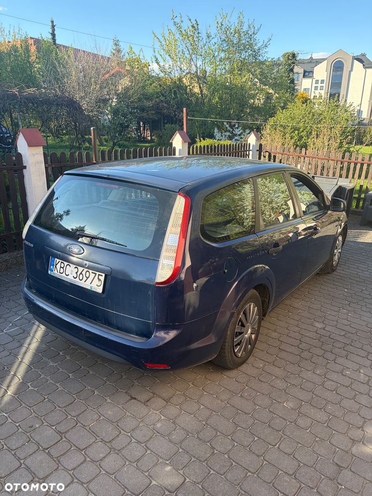 Ford Focus 1.6 Trend - 3