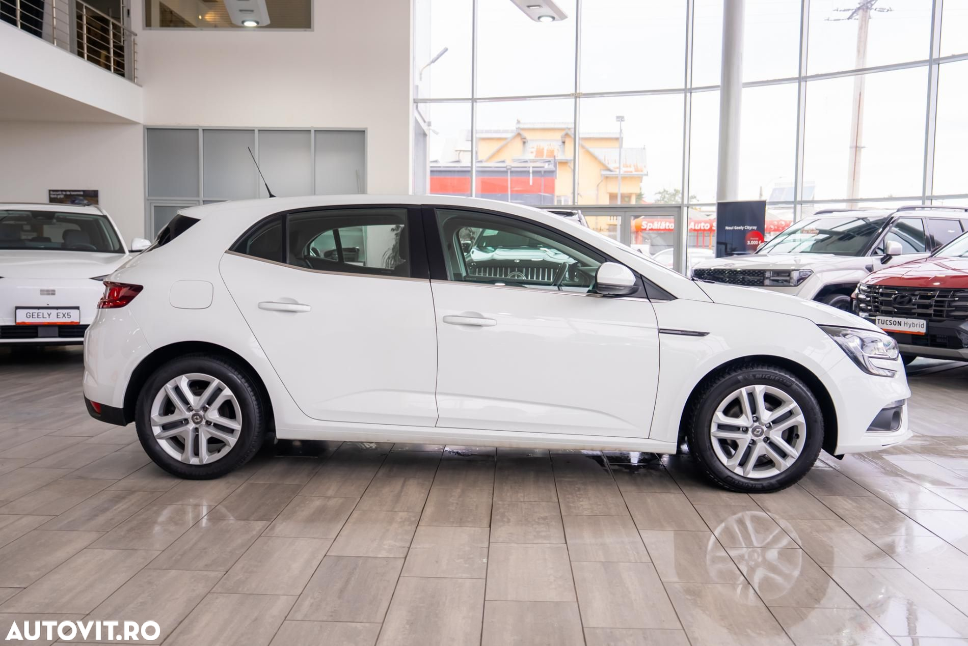 Renault Megane - 8