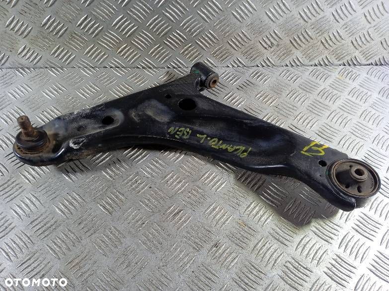 WAHACZ LEWY PRZEDNI KIA PICANTO - 1