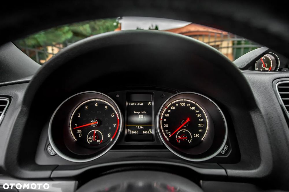 Volkswagen Scirocco 2.0 TSI BlueMotion Technology DSG Allstar - 26