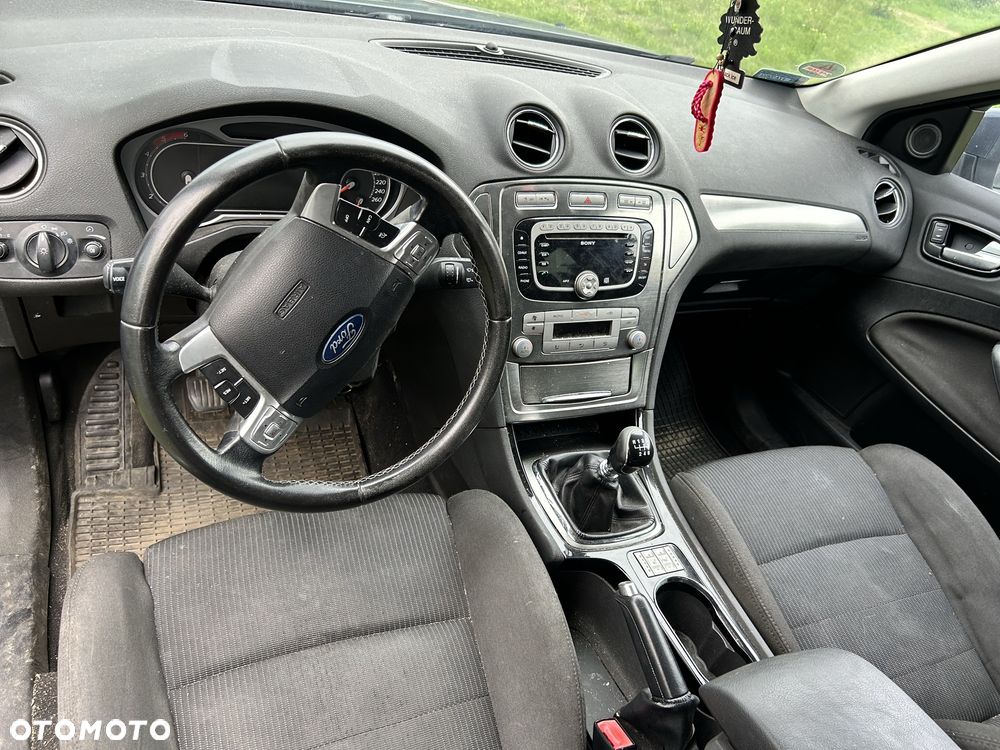 Ford Mondeo - 3