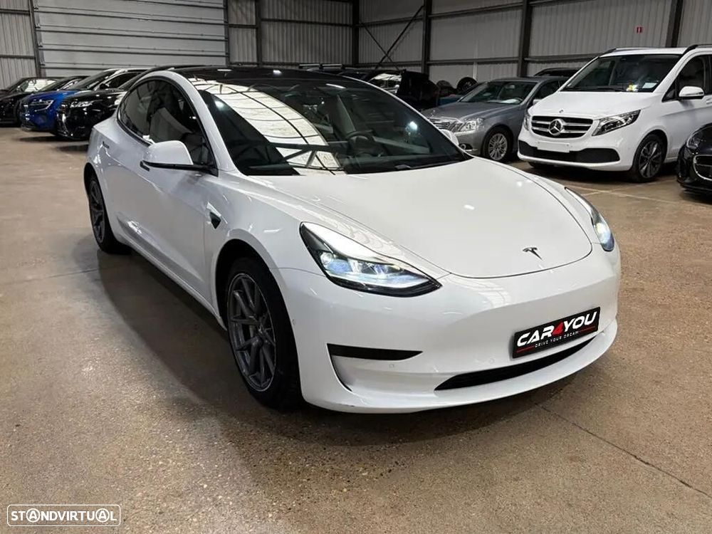 Tesla Model 3 Standard Range Plus RWD - 3