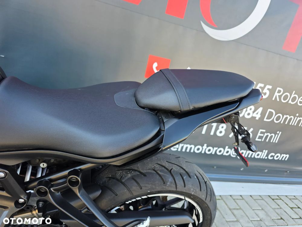 Yamaha MT - 8
