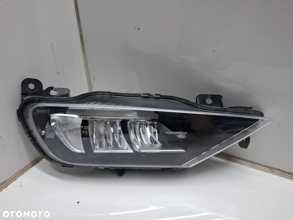 HALOGEN PRAWY LED PRZECIWMGIELNY VOLVO XC90 XC60 S90 S60 32337365 - 1