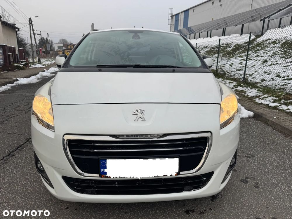 Peugeot 5008 HDI 150 Active - 3