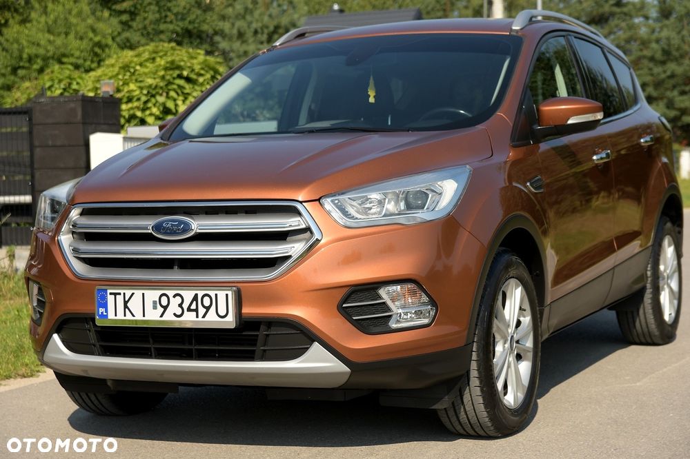 Ford Kuga 2.0 TDCi 2x4 Titanium - 1