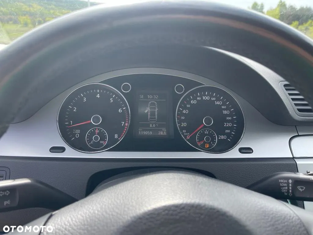 Volkswagen Passat CC 1.8 TSI - 11