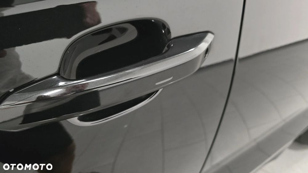 Audi Q5 35 TDI Quattro S tronic design - 13