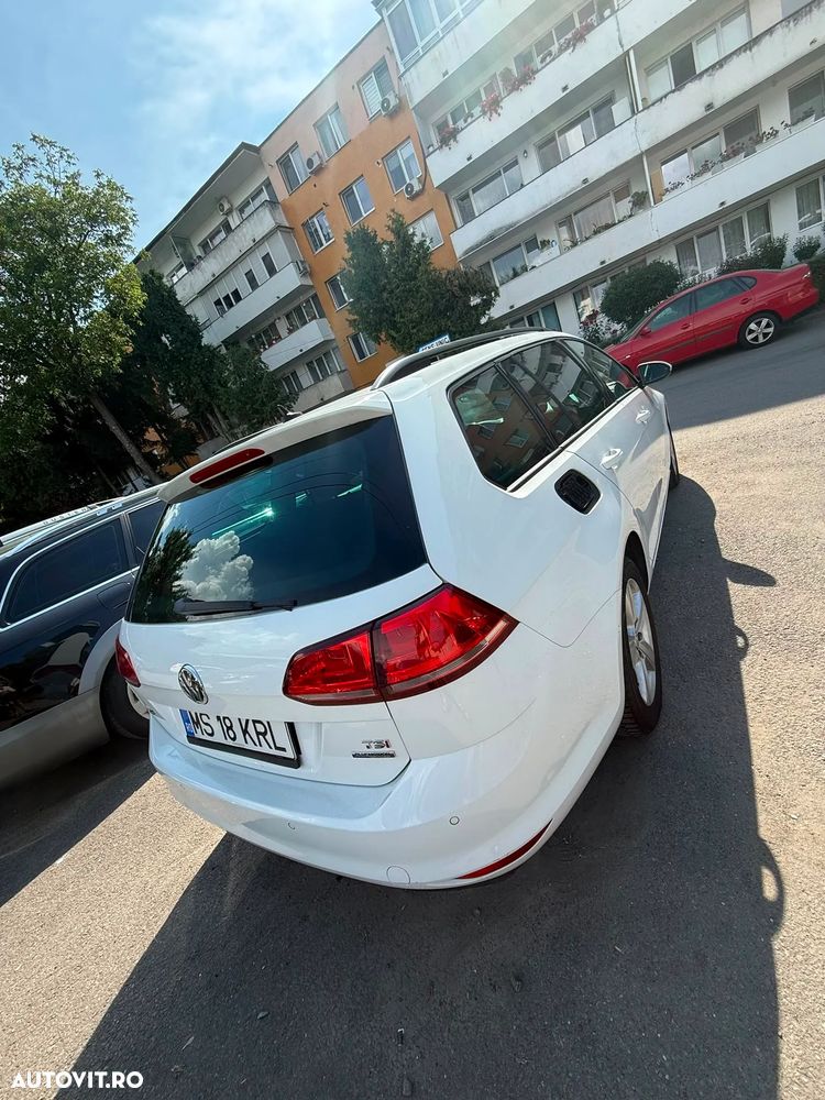 Volkswagen Golf - 3