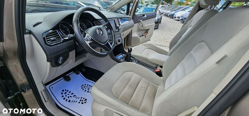 Volkswagen Golf Sportsvan - 20