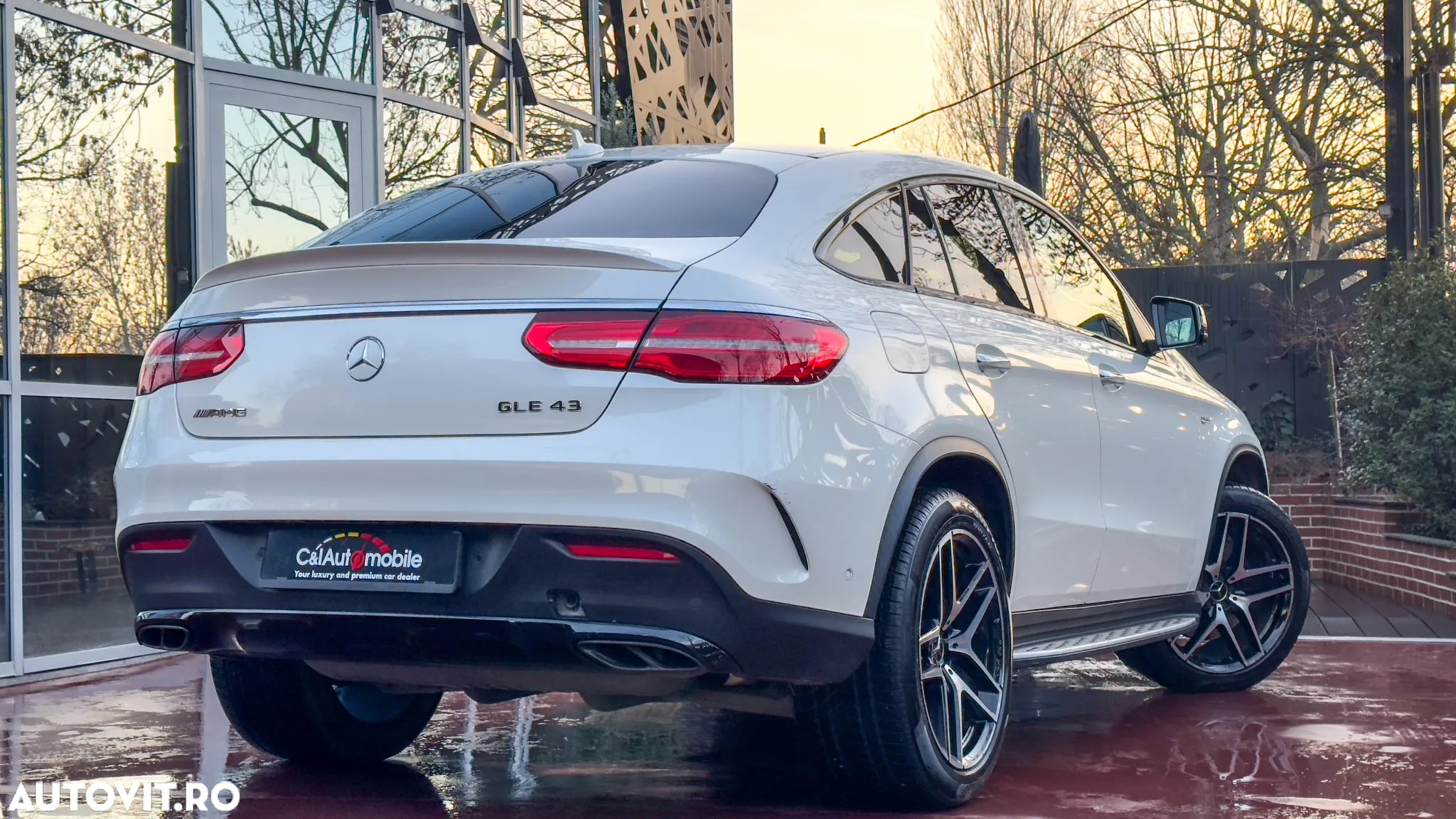 Mercedes-Benz GLE AMG 43 4Matic 9G-TRONIC AMG Line - 23