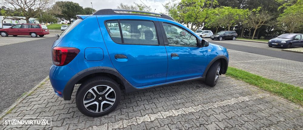 Dacia Sandero 1.5 dCi Stepway - 5