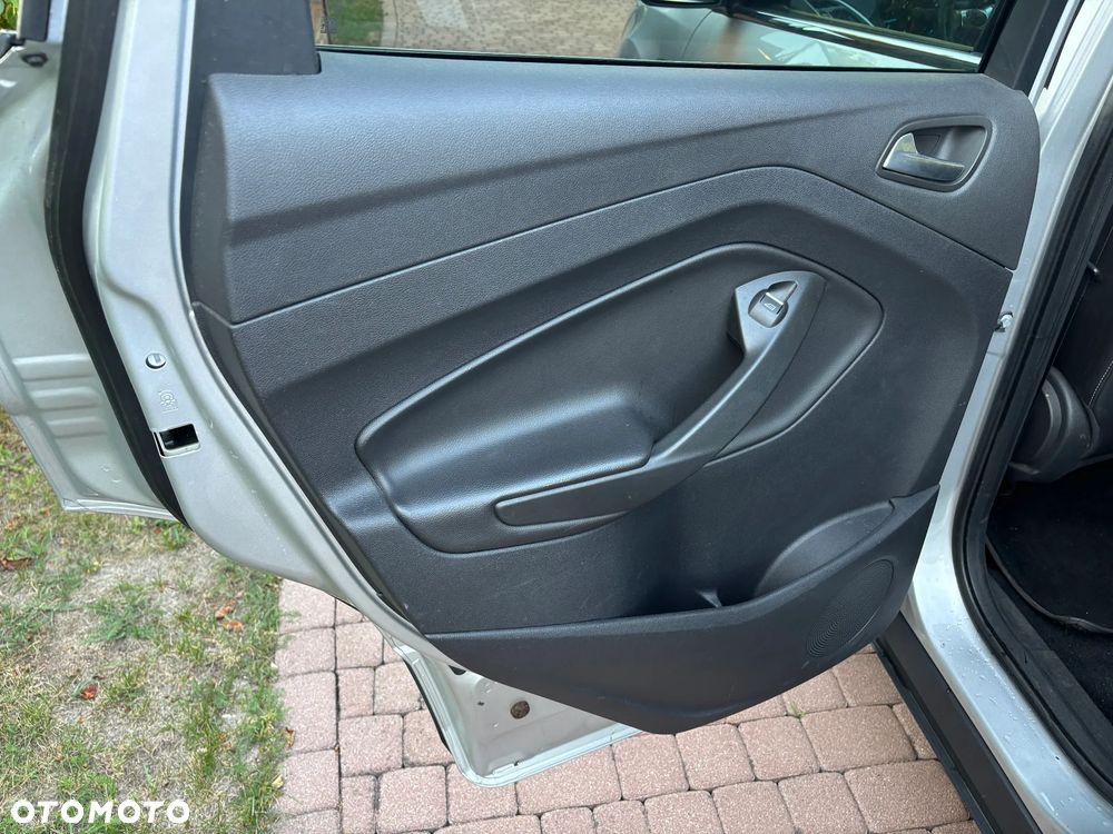 Ford Kuga 2.0 TDCi 4x4 Titanium - 18