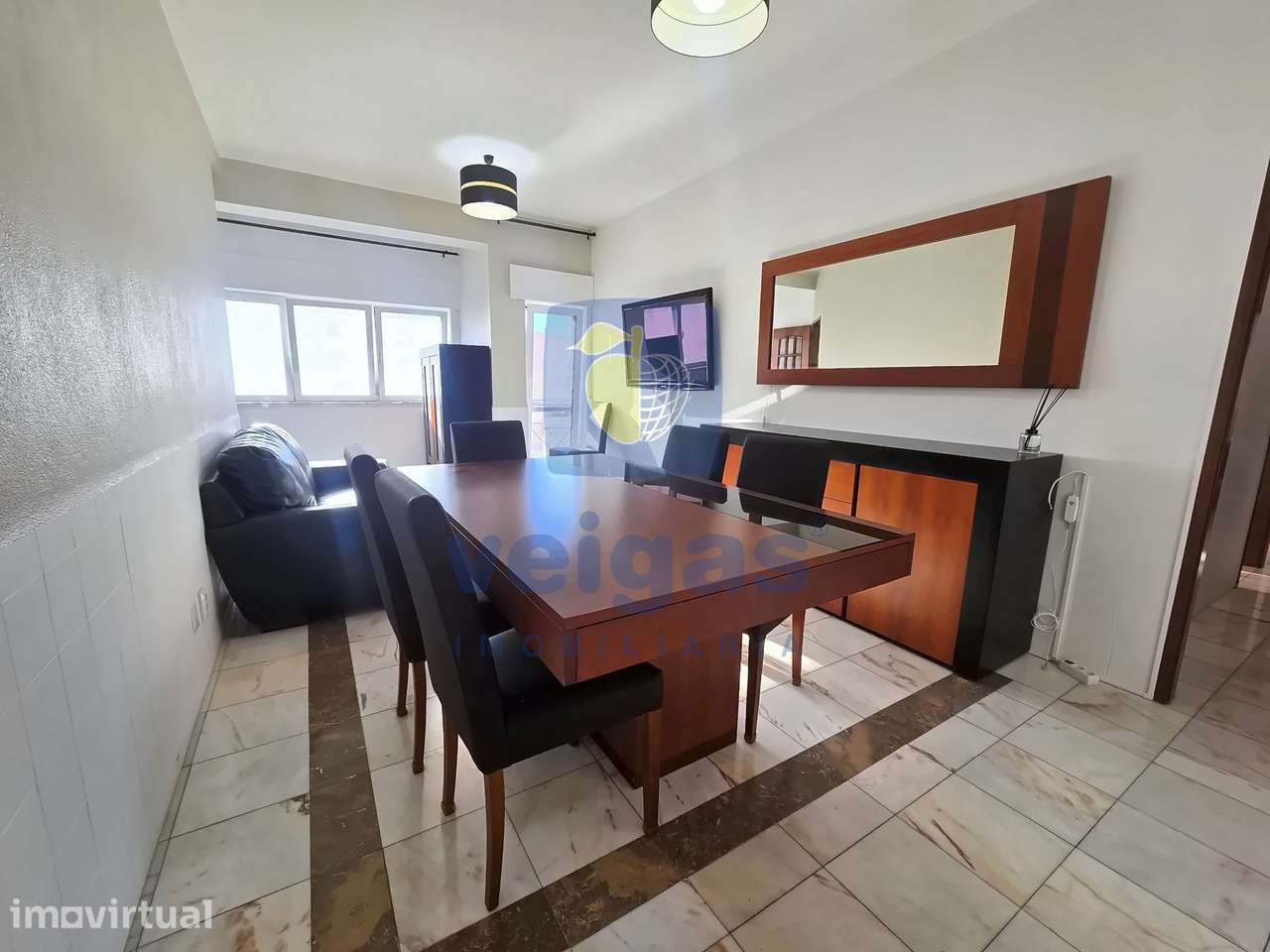 Apartamento T3 mobilado com estacionamento, para arrendamento em Marvi - Grande imagem: 3/27