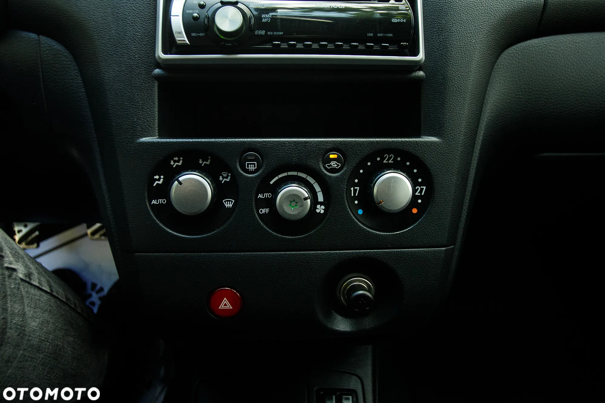 Mitsubishi Outlander 2.0 Turbo 4WD - 32