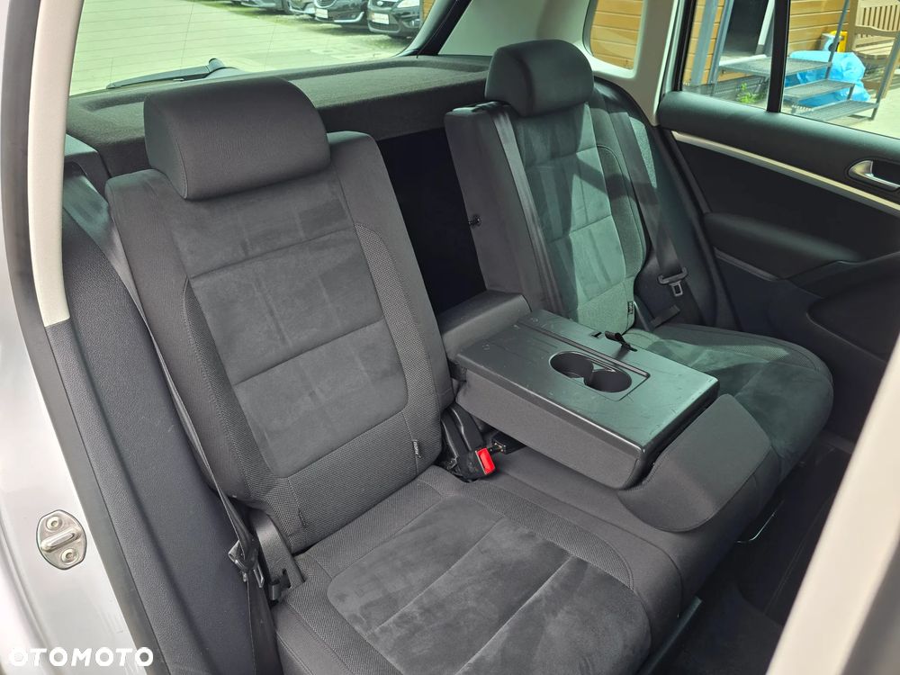 Volkswagen Tiguan - 14