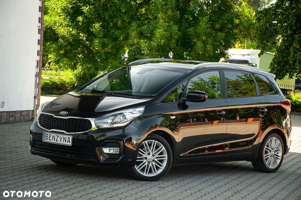 Kia Carens 1.6 GDI L 7os - 9
