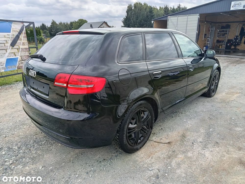 Audi A3 Sportback 2.0 TDI DPF Ambition S tronic - 5