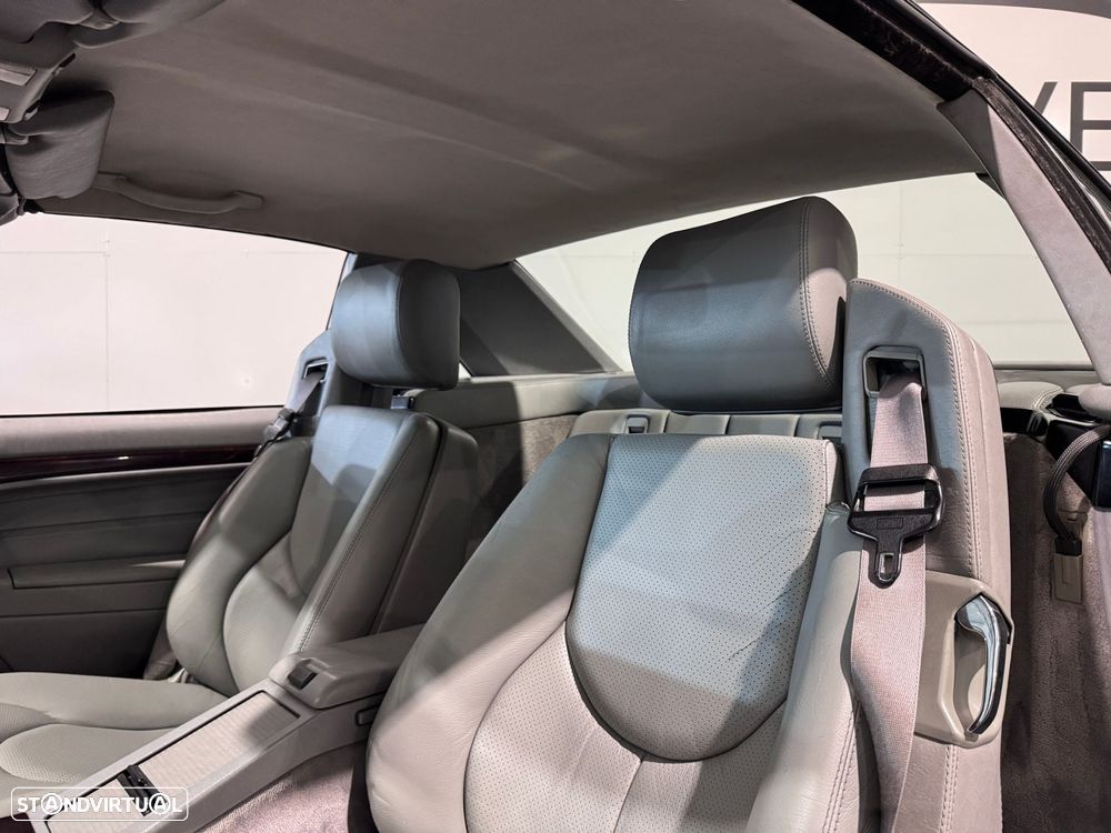 Mercedes-Benz SL 280 Standard - 41