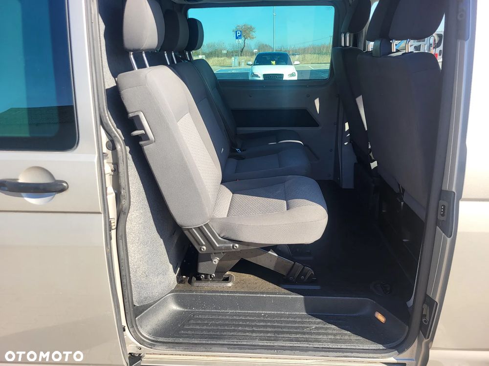 Volkswagen Transporter - 30