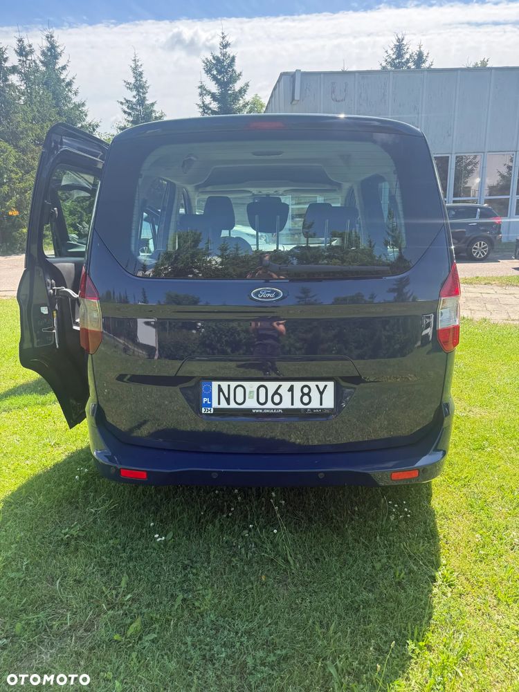 Ford Tourneo Courier 1.5 TDCi Trend - 14