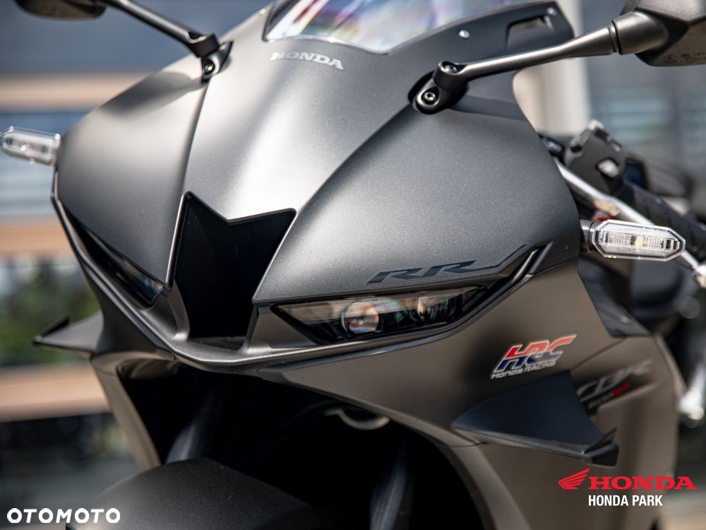 Honda CBR - 8