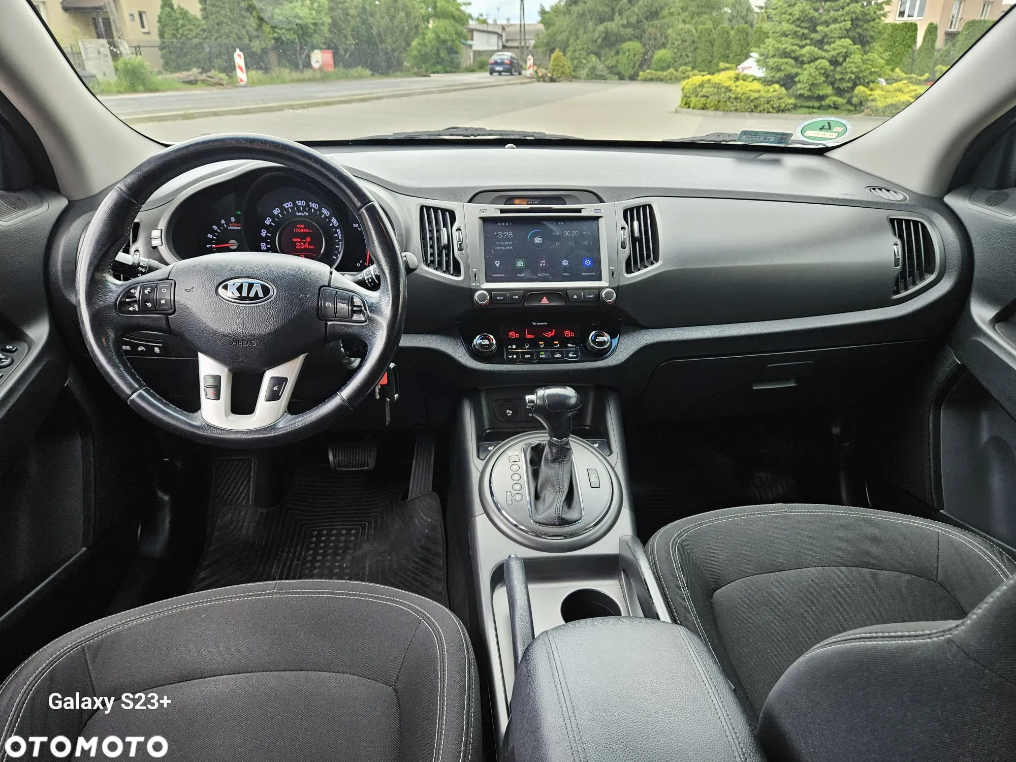 Kia Sportage 2.0 CRDI XL - 11