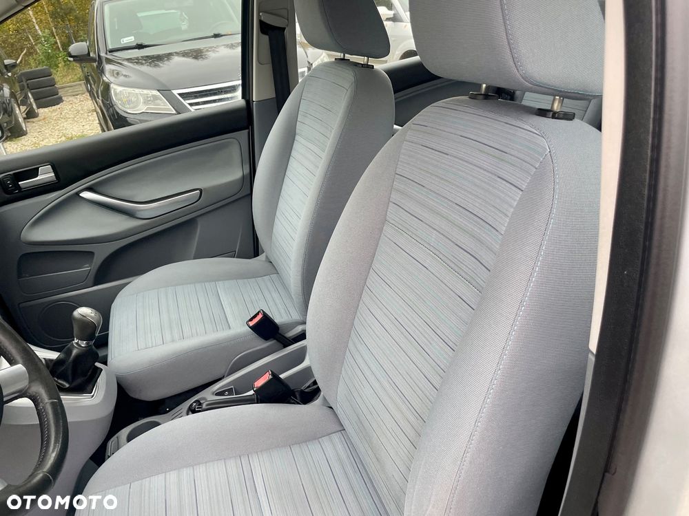 Ford Focus C-Max - 21