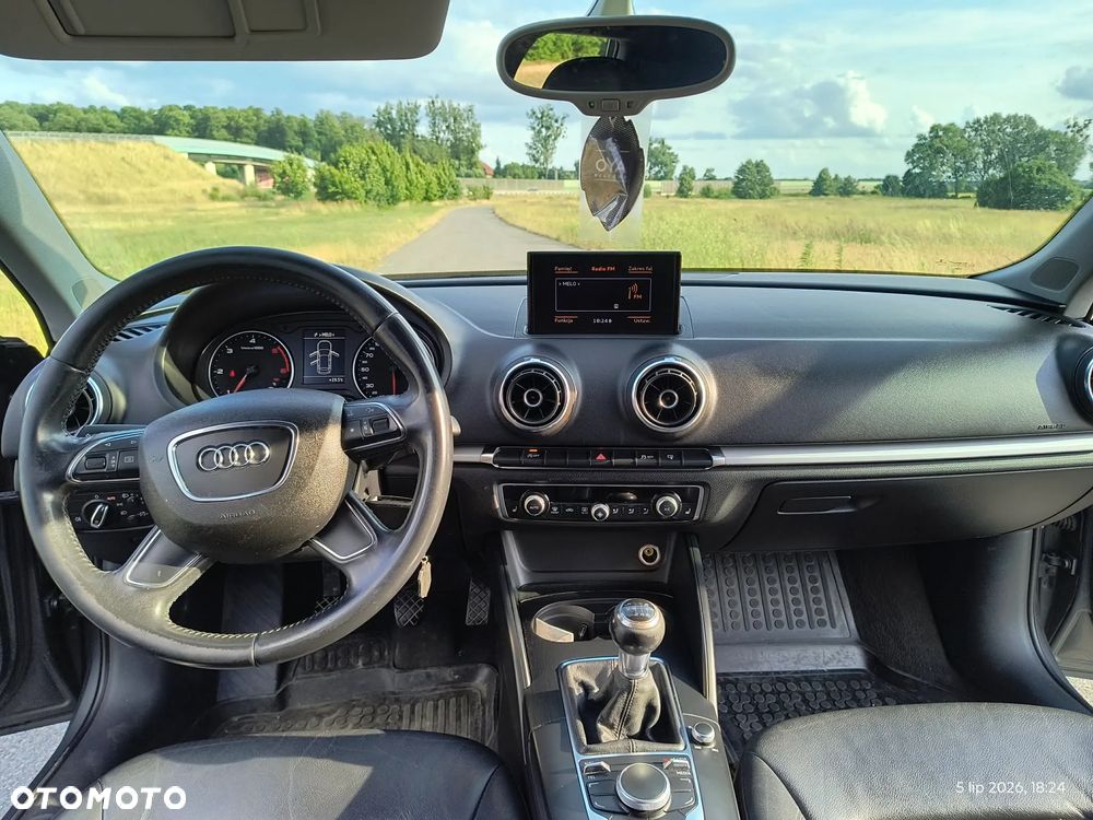 Audi A3 Sportback 1.6 TDI Ambiente - 6