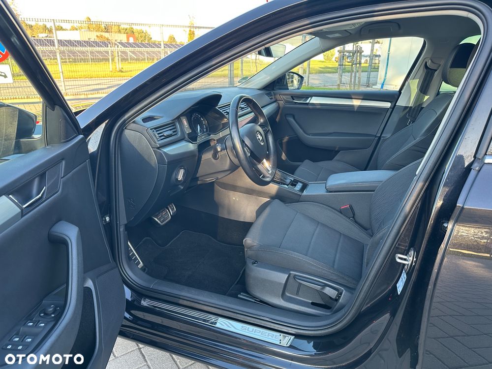 Skoda Superb 2.0 TDI DSG Ambition - 18
