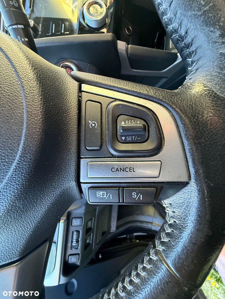 Subaru Forester 2.0 XT Platinum Lineartronic - 20