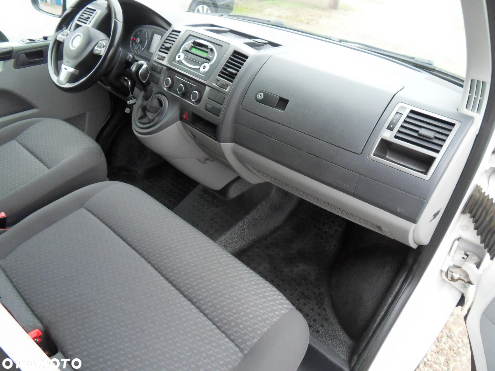 Volkswagen TRANSPORTER T5 LIFT - 12