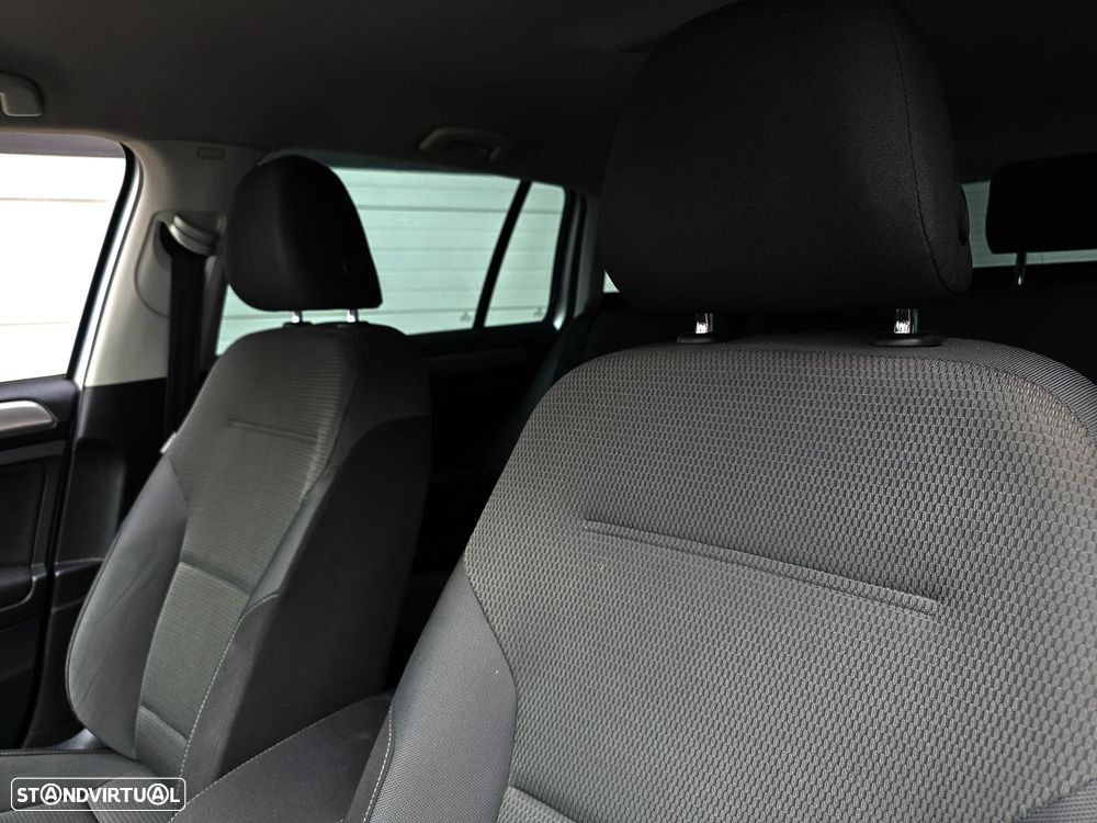 VW Golf Variant 1.6 TDi Highline - 52