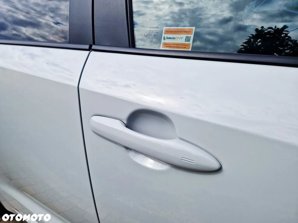 Toyota Corolla 1.8 Hybrid Style - 28