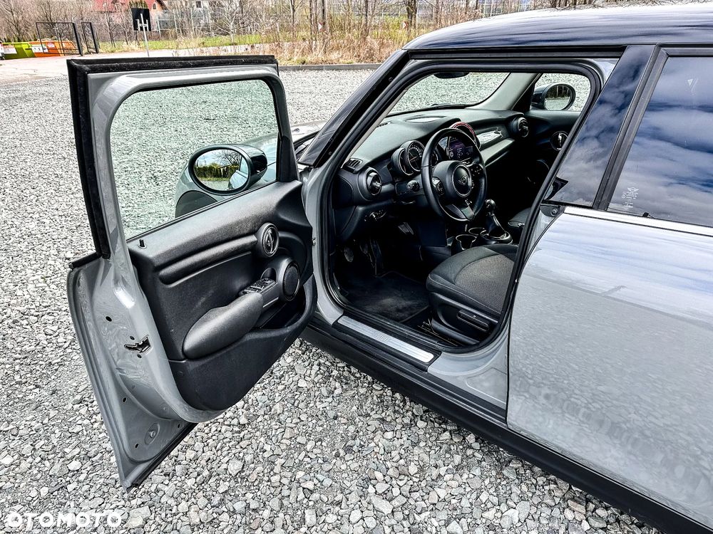 MINI Cooper John Works Trim - 12