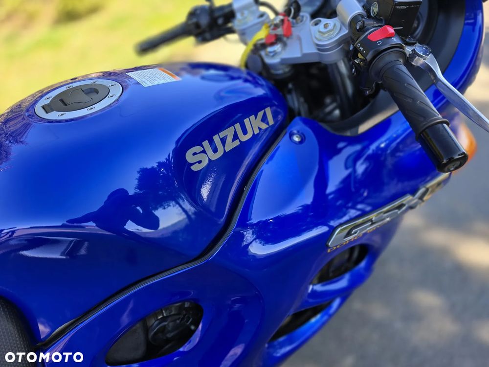 Suzuki GSX-F - Katana - 10