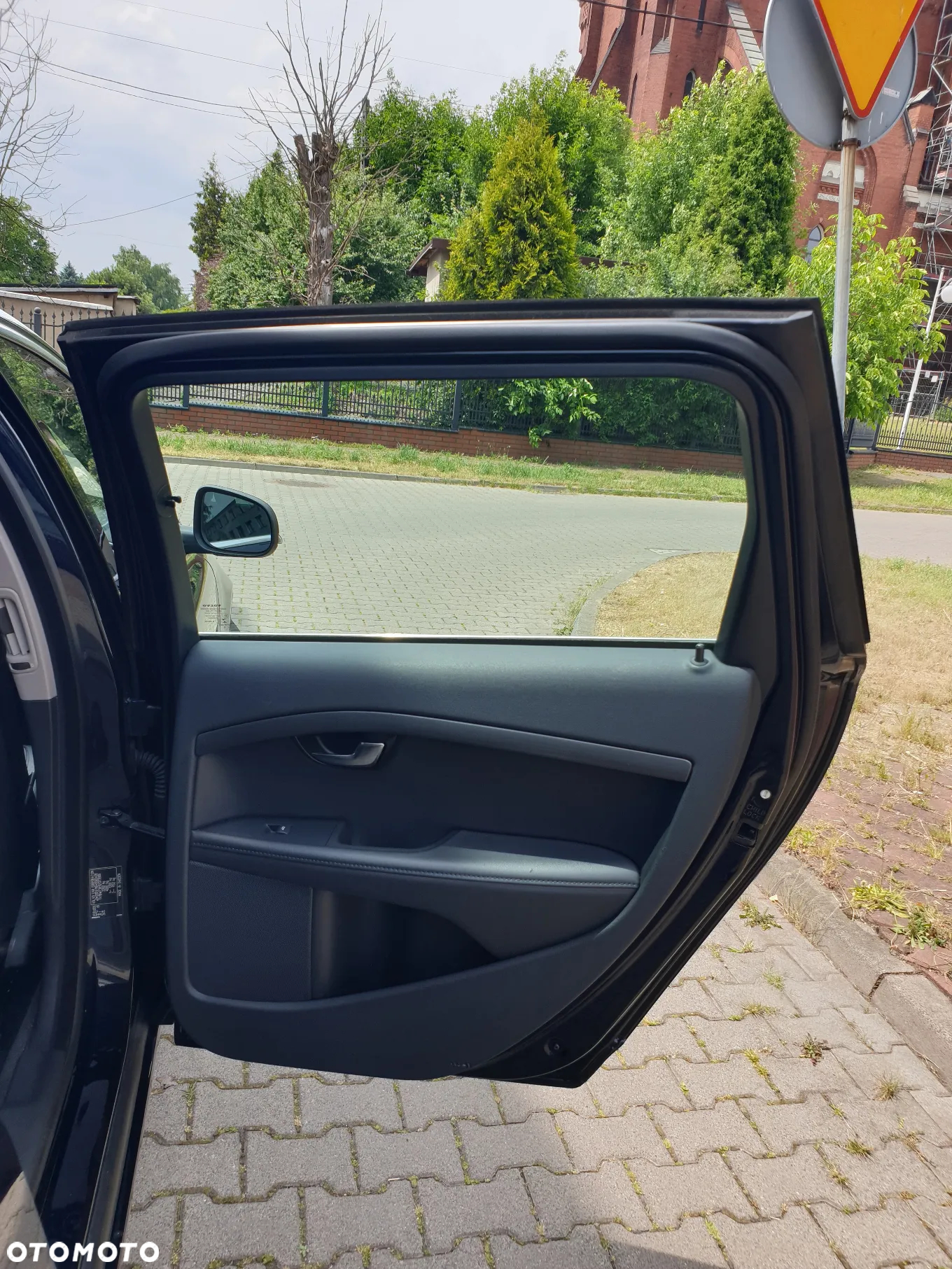 Volvo V70 D4 Summum - 32