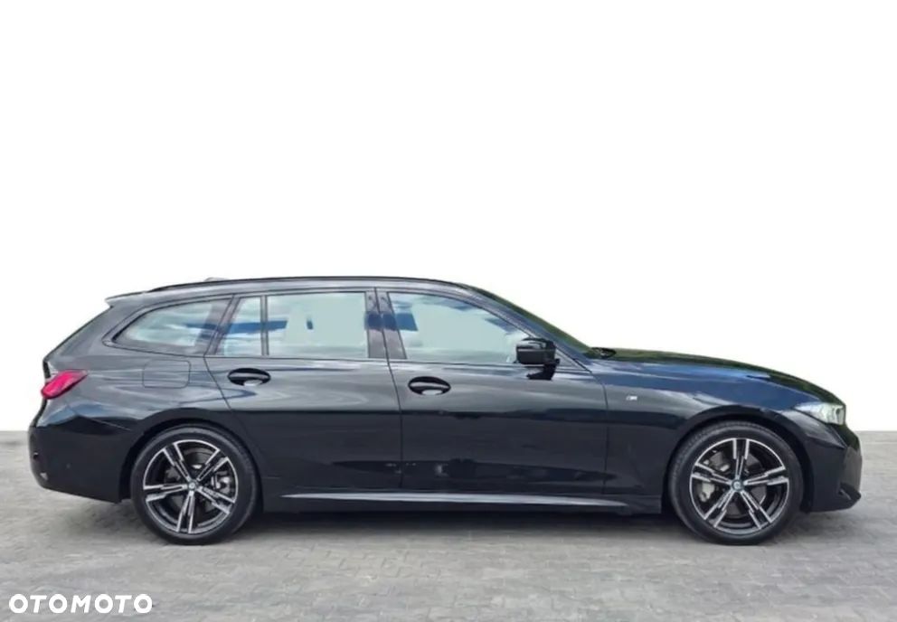 BMW Seria 3 330i xDrive M Sport - 5