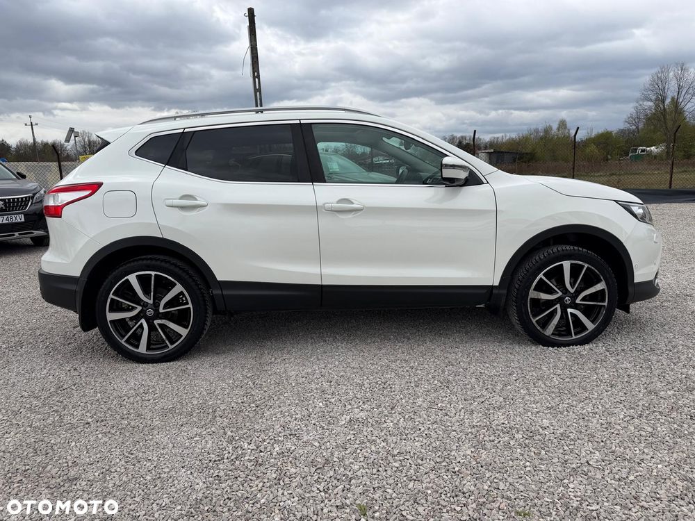 Nissan Qashqai 1.6 DCi Tekna EU6 - 14