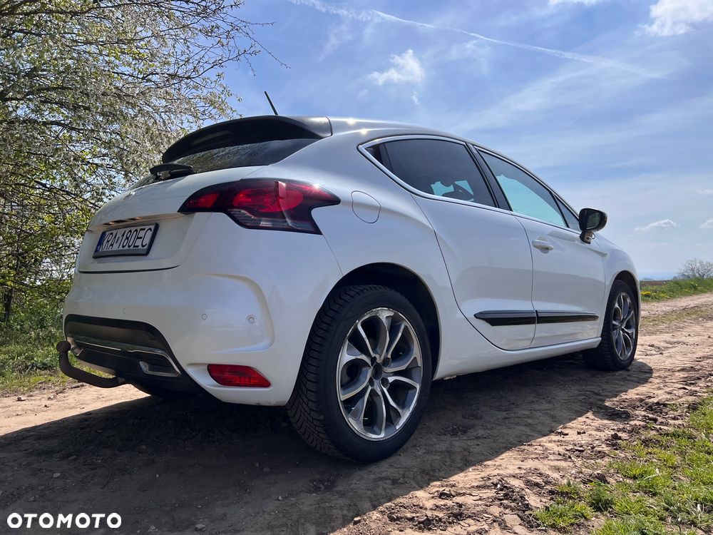 Citroën DS4 1.6 e-HDi SoChic MCP - 7