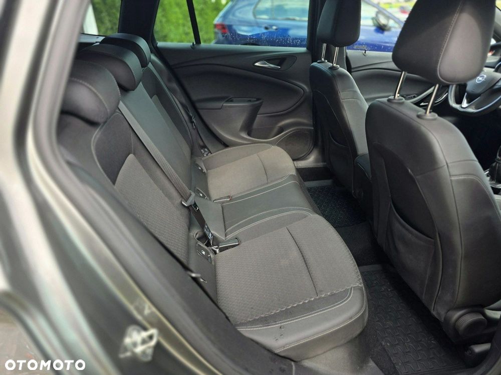 Opel Astra 1.4 Turbo Innovation - 27